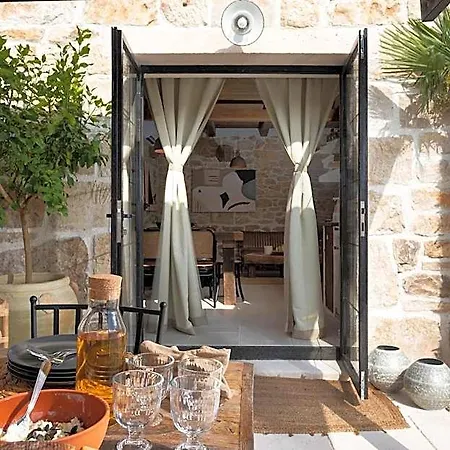 Hotell Blacksmith's House - Secluded Heated Pool Oasis Near Zadar Posedarje