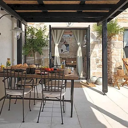 Blacksmith's House - Secluded Heated Pool Oasis Near Zadar Hotel 4*