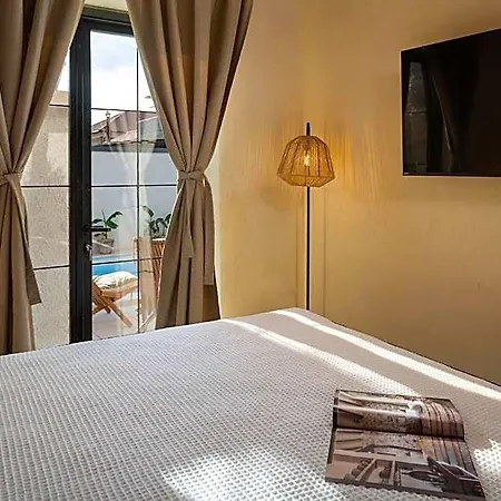 Hotell Blacksmith's House - Secluded Heated Pool Oasis Near Zadar Posedarje